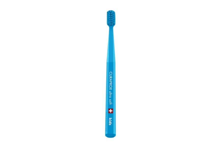 Detská zubná kefka Curaprox UltraSoft - modrá